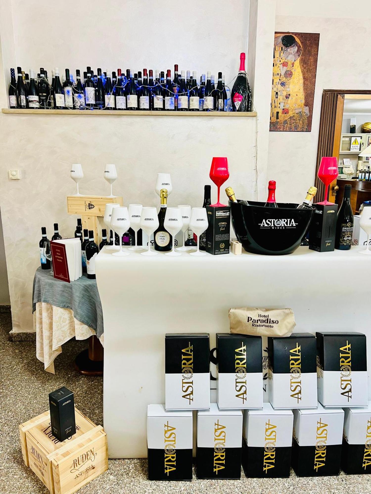 צ'לנו Hotel Paradiso מראה חיצוני תמונה