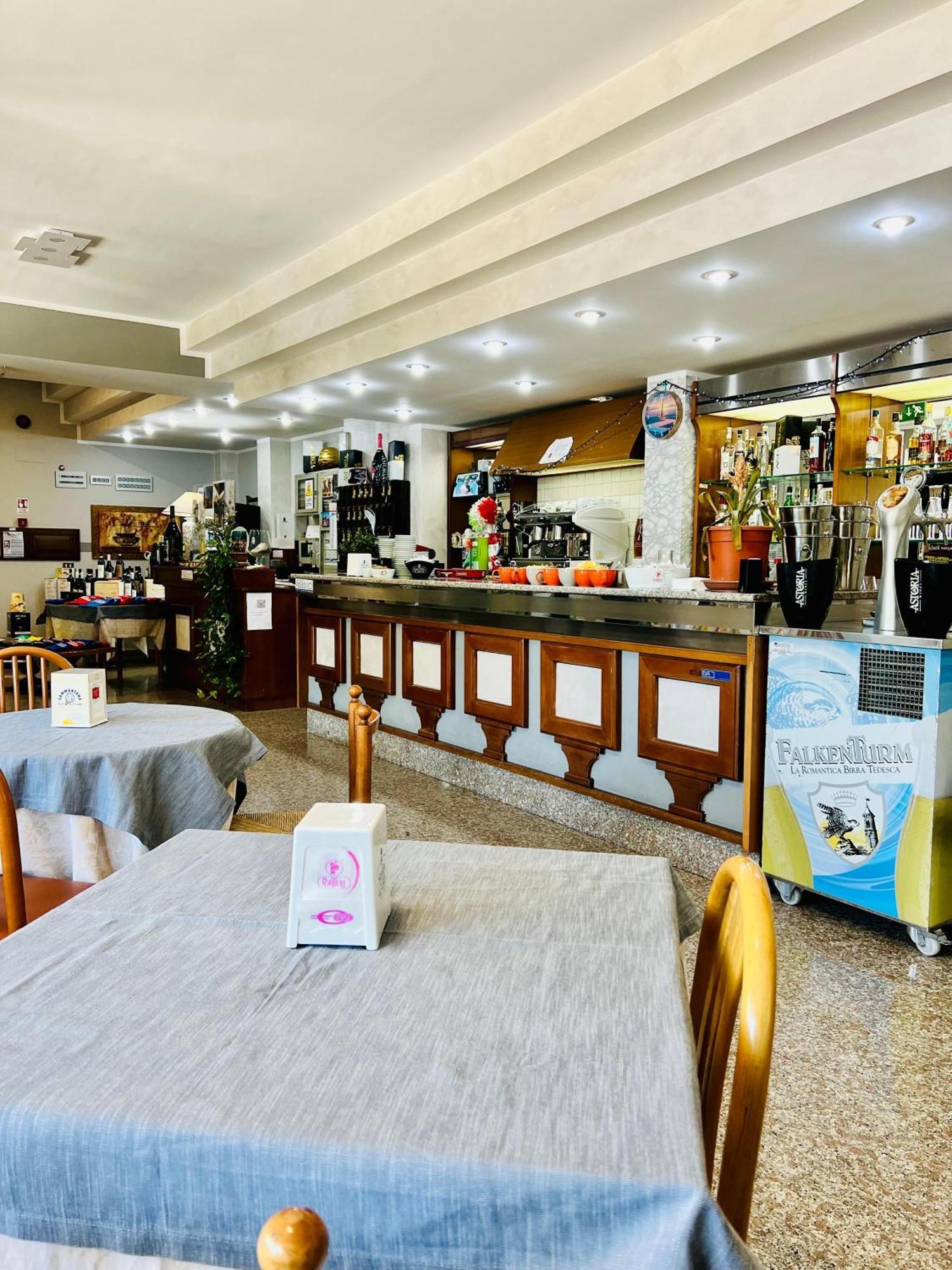 צ'לנו Hotel Paradiso מראה חיצוני תמונה