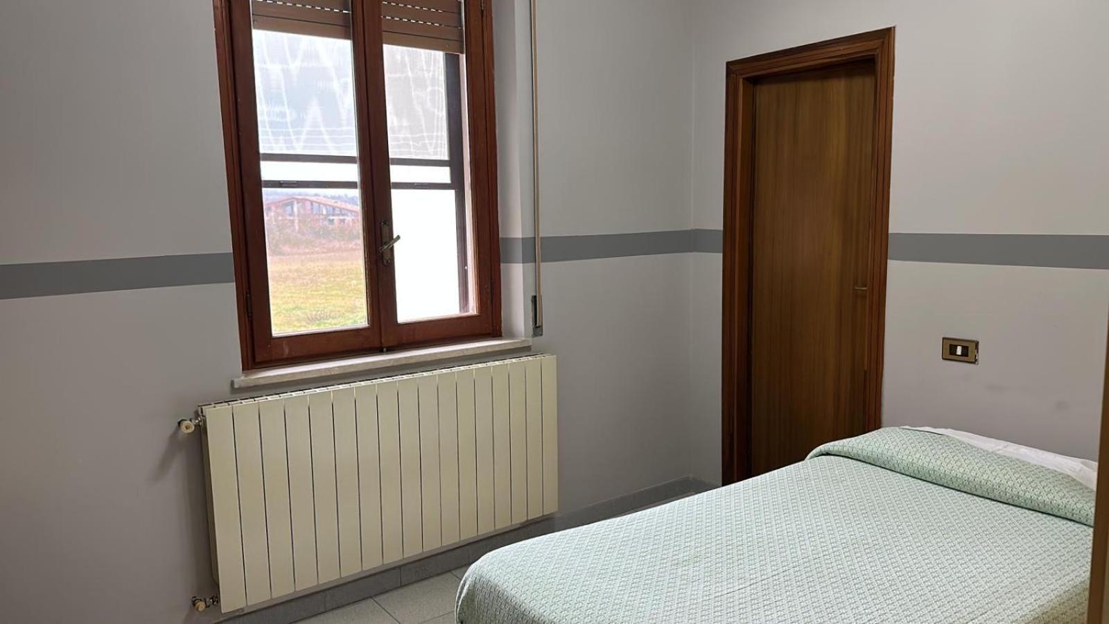 צ'לנו Hotel Paradiso מראה חיצוני תמונה
